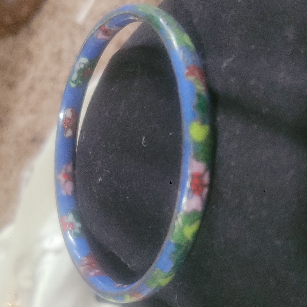Vintage Chinese  cloisonné enamel bangle bracelet with indigo blue background